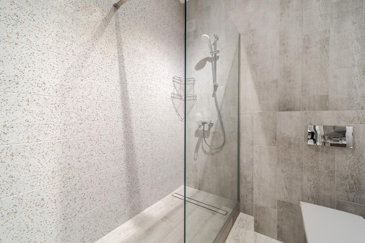 Staroevreyska Apartment B 利沃夫 外观 照片